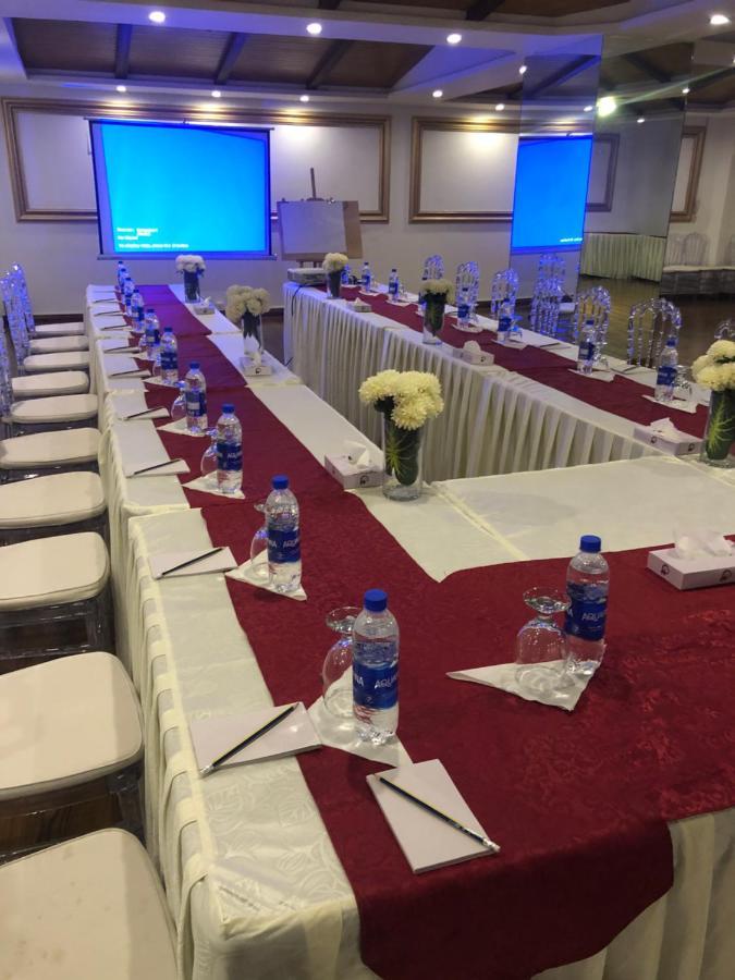 Grand Mongolia Hotel Rawalpindi Exterior photo