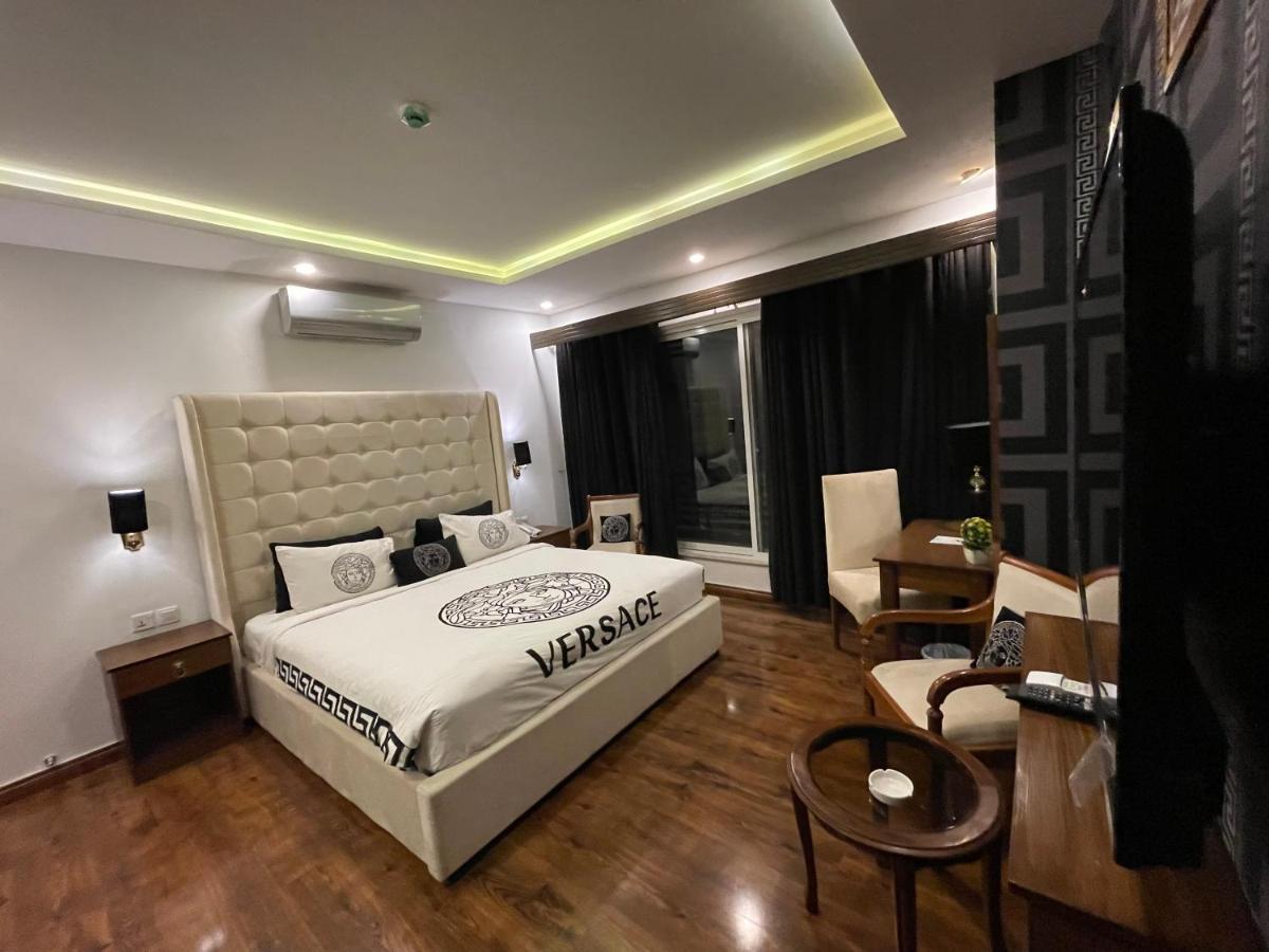 Grand Mongolia Hotel Rawalpindi Exterior photo